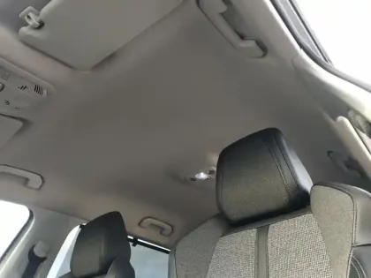 Photo 24 Peugeot 5008  PureTech 130ch S&S EAT8 Allure