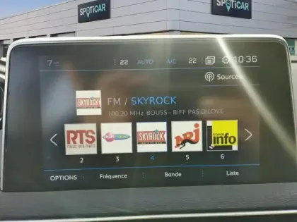 Photo 10 Peugeot 5008  PureTech 130ch S&S EAT8 Allure