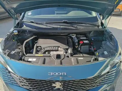 Photo 6 Peugeot 3008  PureTech 130ch S&S EAT8 Allure Pack