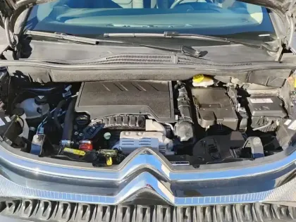 Photo 6 Citroën C3 Aircross  PureTech 110 S&S BVM6 Shine Pack