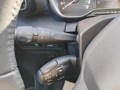 Photo 16 Citroën C3 Aircross  PureTech 110 S&S BVM6 Shine Pack