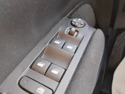 Photo 19 Citroën C3 Aircross  PureTech 110 S&S BVM6 Shine Pack