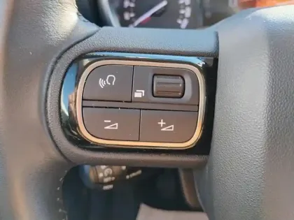 Photo 18 Citroën C3 Aircross  PureTech 110 S&S BVM6 Shine Pack