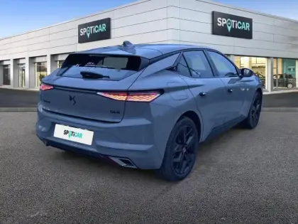 Photo 27 DS DS 4  Hybride E-Tense 225 EAT8 Performance Line