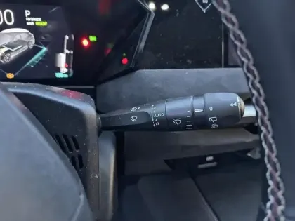 Photo 17 DS DS 4  Hybride E-Tense 225 EAT8 Performance Line