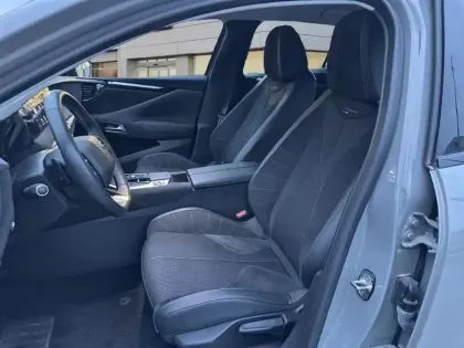 Photo 8 DS DS 4  Hybride E-Tense 225 EAT8 Performance Line