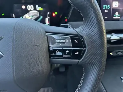 Photo 19 DS DS 4  Hybride E-Tense 225 EAT8 Performance Line