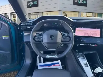 Photo 11 Peugeot 408  PHEV 225 e-EAT8 GT