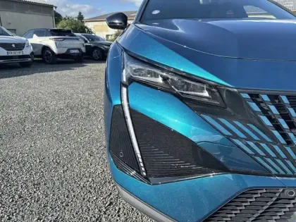 Photo 13 Peugeot 408  PHEV 225 e-EAT8 GT