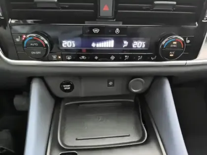 Photo 12 Nissan Qashqai  e-Power 190 ch Tekna+