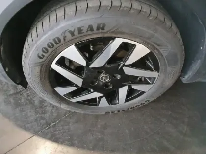 Photo 14 Opel Mokka  1.2 Turbo 100 ch BVM6 Elegance