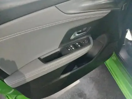 Photo 19 Opel Mokka  1.2 Turbo 100 ch BVM6 Elegance