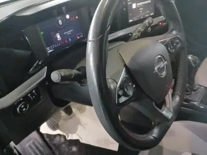 Photo 16 Opel Mokka  1.2 Turbo 100 ch BVM6 Elegance