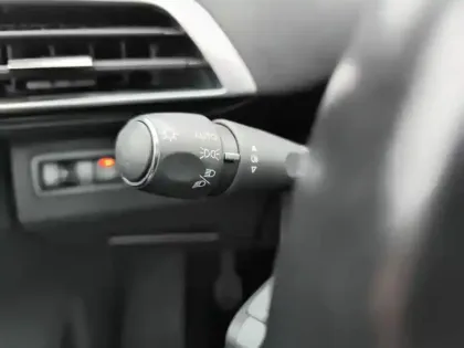 Photo 17 Peugeot 3008  Puretech 130ch S&S BVM6 Allure Pack