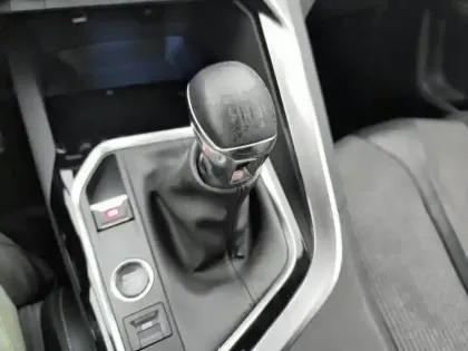 Photo 23 Peugeot 3008  Puretech 130ch S&S BVM6 Allure Pack