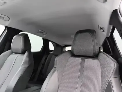 Photo 24 Peugeot 3008  Puretech 130ch S&S BVM6 Allure Pack