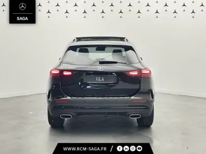 Photo 3 Mercedes GLA 200 d AMG Line