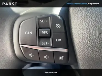 Photo 16 Ford Focus 1.0 EcoBoost mHEV 125ch Titanium X Business