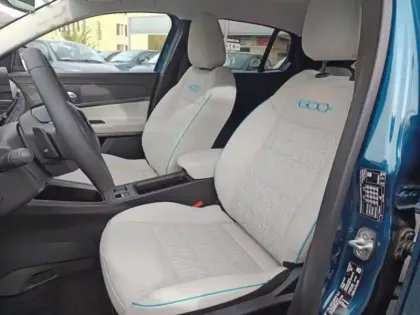 Photo 23 Fiat 600  1.2 Hybrid 100ch La Prima DCT6