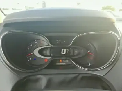 Photo 13 Renault Captur  1.5 dCi 90ch energy Zen EDC Euro6c