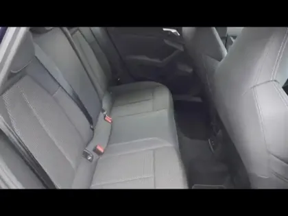 Photo 13 Audi A3  Sportback 35 TFSI 150ch Mild Hybrid S line S tronic 7