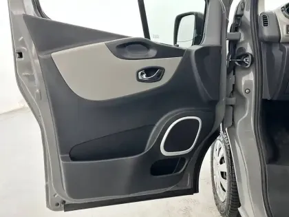 Photo 10 Renault Trafic  Combi L2 dCi 125 Energy