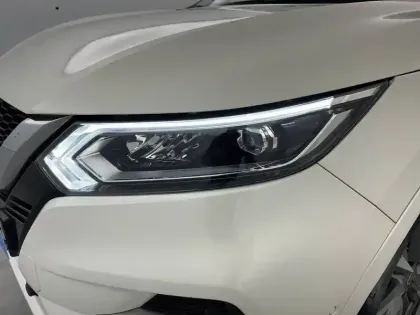 Photo 21 Nissan Qashqai  1.3 DIG-T 160 DCT