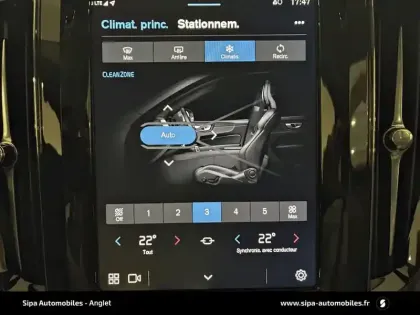 Photo 20 Volvo Xc60  T6 AWD Hybride rechargeable 253 ch+145 ch Geartronic 8