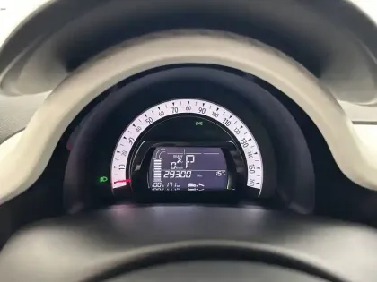 Photo 16 Renault Twingo  III E-Tech