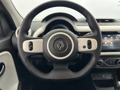 Photo 14 Renault Twingo  III E-Tech
