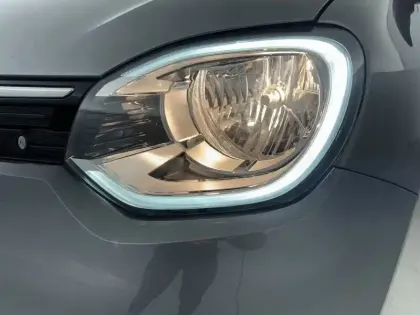 Photo 19 Renault Twingo  III E-Tech
