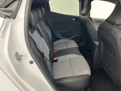 Photo 59 Renault Clio  E-Tech full hybrid 145 ch GSR2