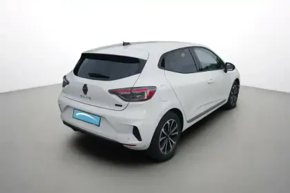 Photo 5 Renault Clio  E-Tech full hybrid 145 ch GSR2