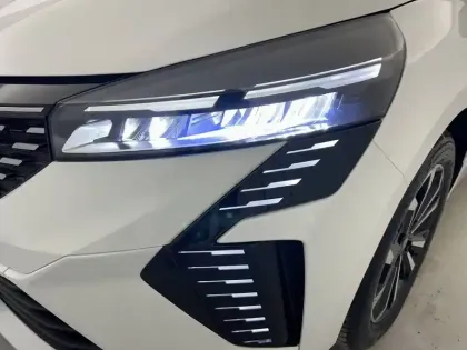 Photo 29 Renault Clio  E-Tech full hybrid 145 ch GSR2