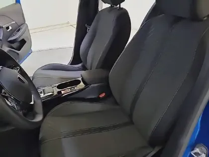 Photo 10 Peugeot 208  Hybrid 100 e-DCS6