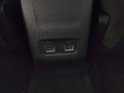 Photo 18 Peugeot 208  Hybrid 100 e-DCS6