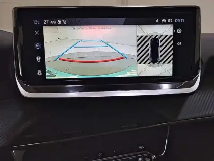 Photo 20 Peugeot 208  Hybrid 100 e-DCS6