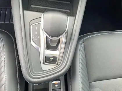 Photo 76 Renault Symbioz  E-Tech full hybrid 145