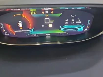 Photo 9 Peugeot 3008  Hybrid 225 e-EAT8