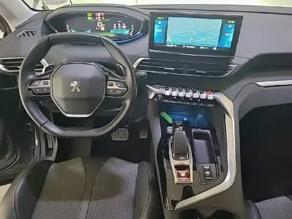 Photo 7 Peugeot 3008  Hybrid 225 e-EAT8