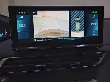 Photo 19 Peugeot 3008  Hybrid 225 e-EAT8