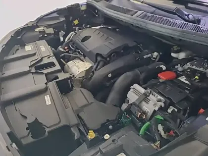 Photo 14 Peugeot 3008  Hybrid 225 e-EAT8