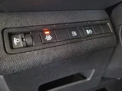 Photo 30 Peugeot 3008  Hybrid 225 e-EAT8