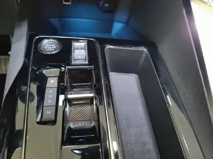 Photo 13 Peugeot 3008   ALLURE PACK HDI 130 EAT8