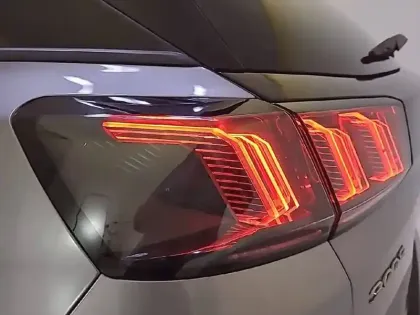 Photo 16 Peugeot 3008   ALLURE PACK HDI 130 EAT8