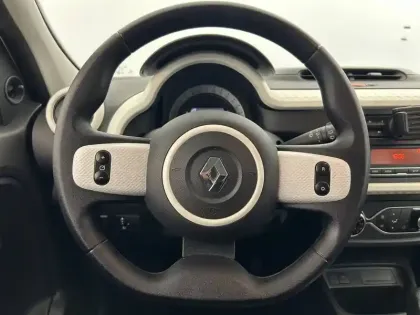 Photo 15 Renault Twingo  III Achat Intégral - 21