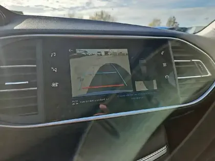 Photo 34 Peugeot 308  PureTech 130ch S&S EAT8