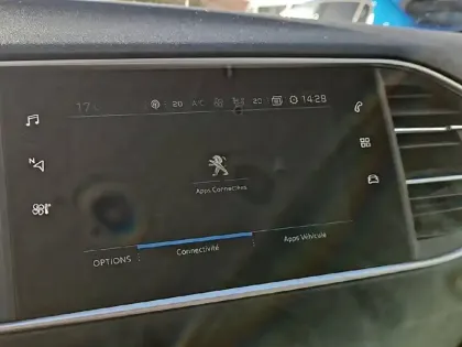 Photo 39 Peugeot 308  PureTech 130ch S&S EAT8