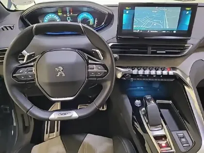 Photo 7 Peugeot 3008  Hybrid 225 e-EAT8