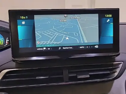 Photo 18 Peugeot 3008  Hybrid 225 e-EAT8